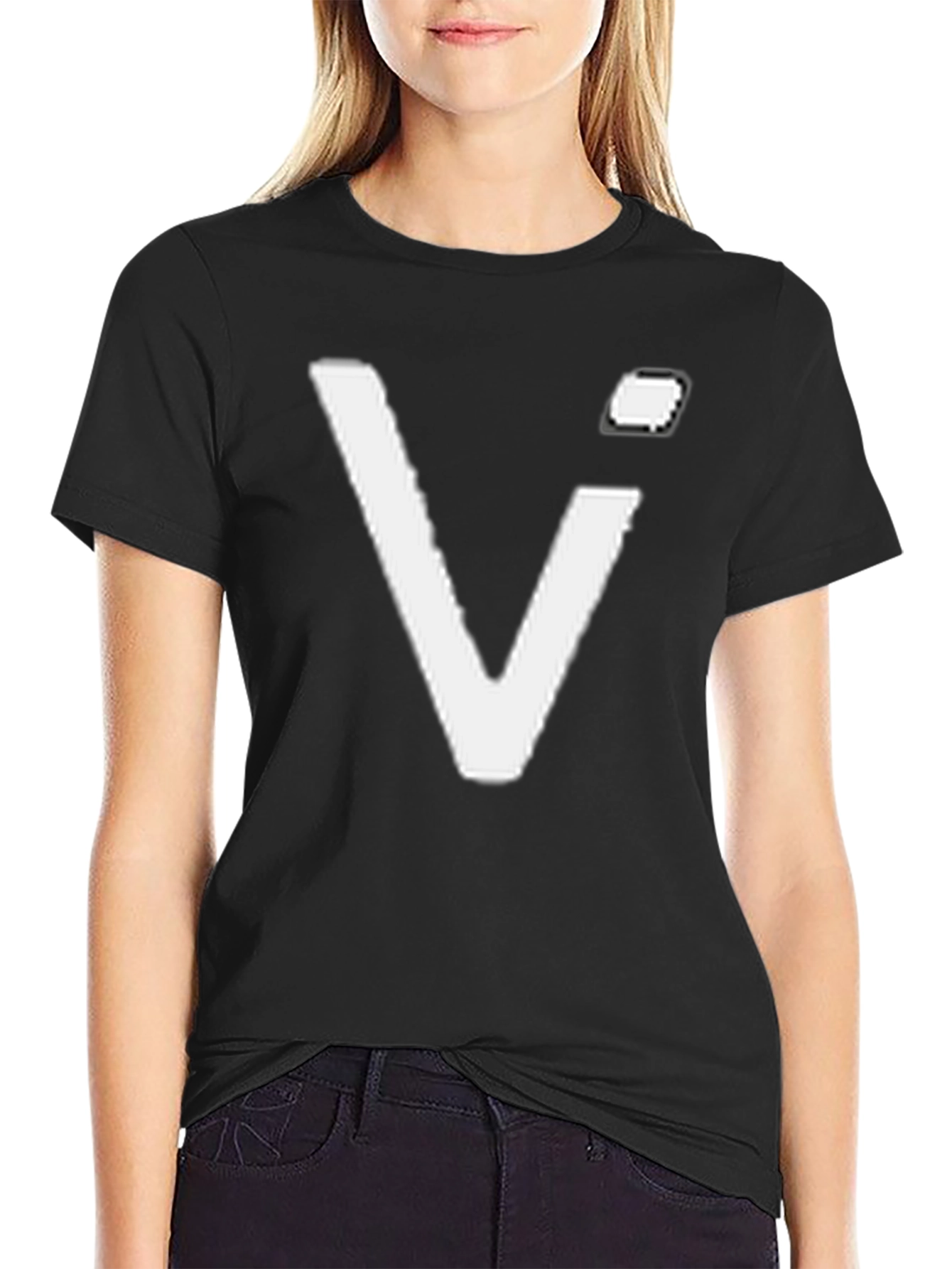 Vi T-Shirt - Minimalist Design