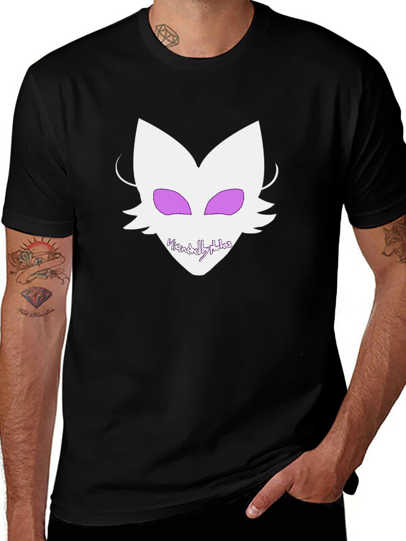 Graphic Tee - White Fox Design on Black Shirt
