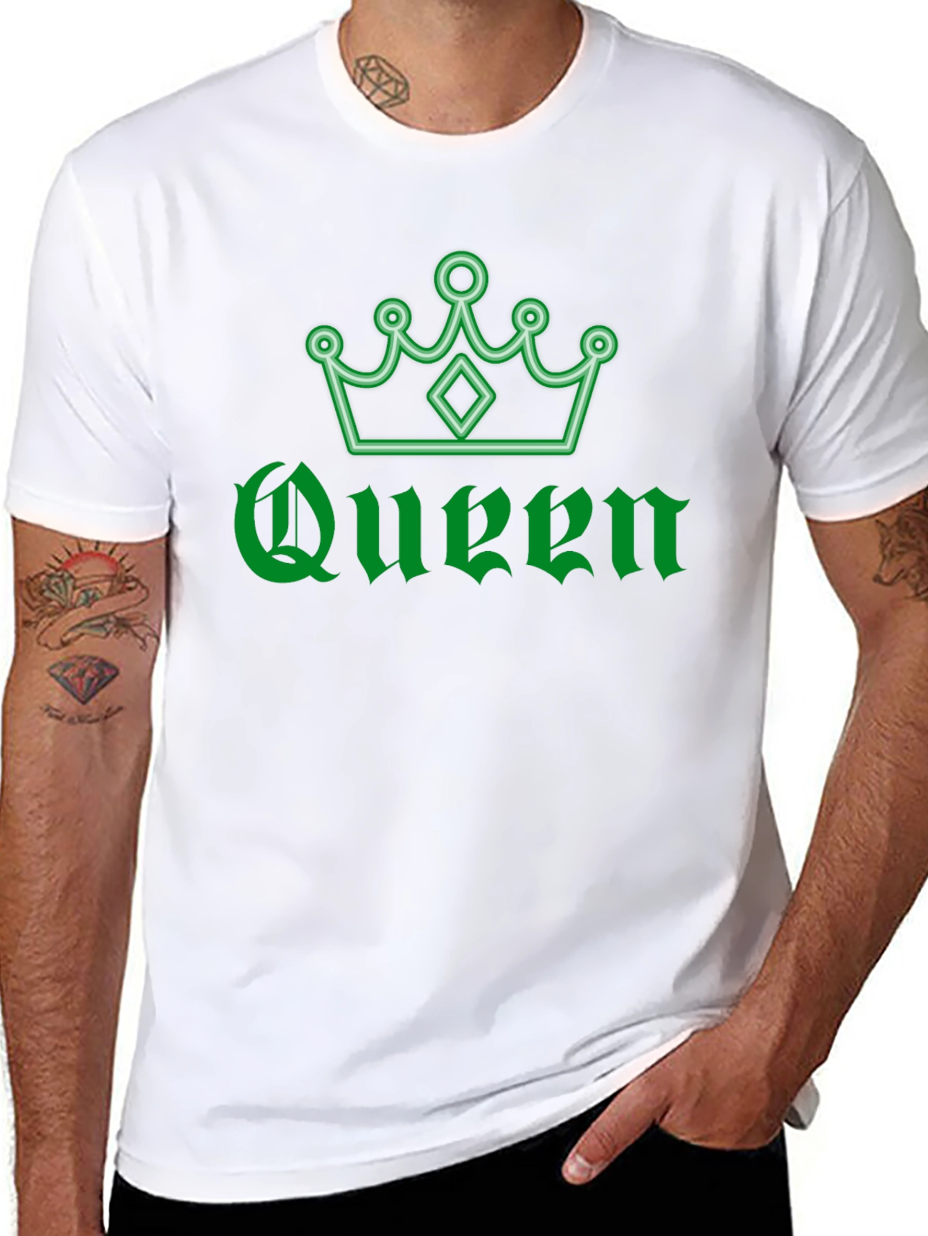Queen Crown Graphic T-Shirt - Stylish Black Tee
