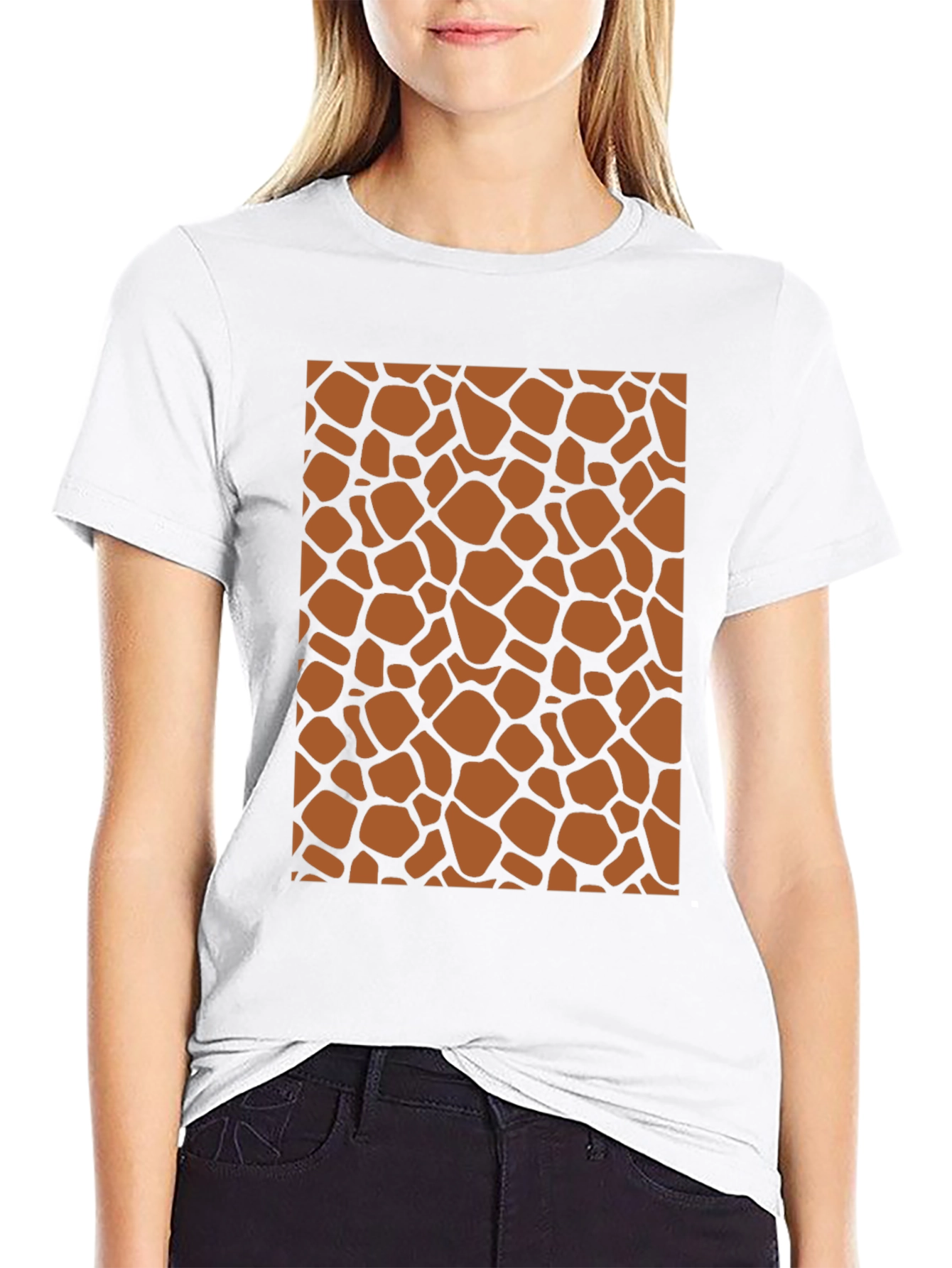 Giraffe Print Tee - Stylish Animal Pattern T-Shirt