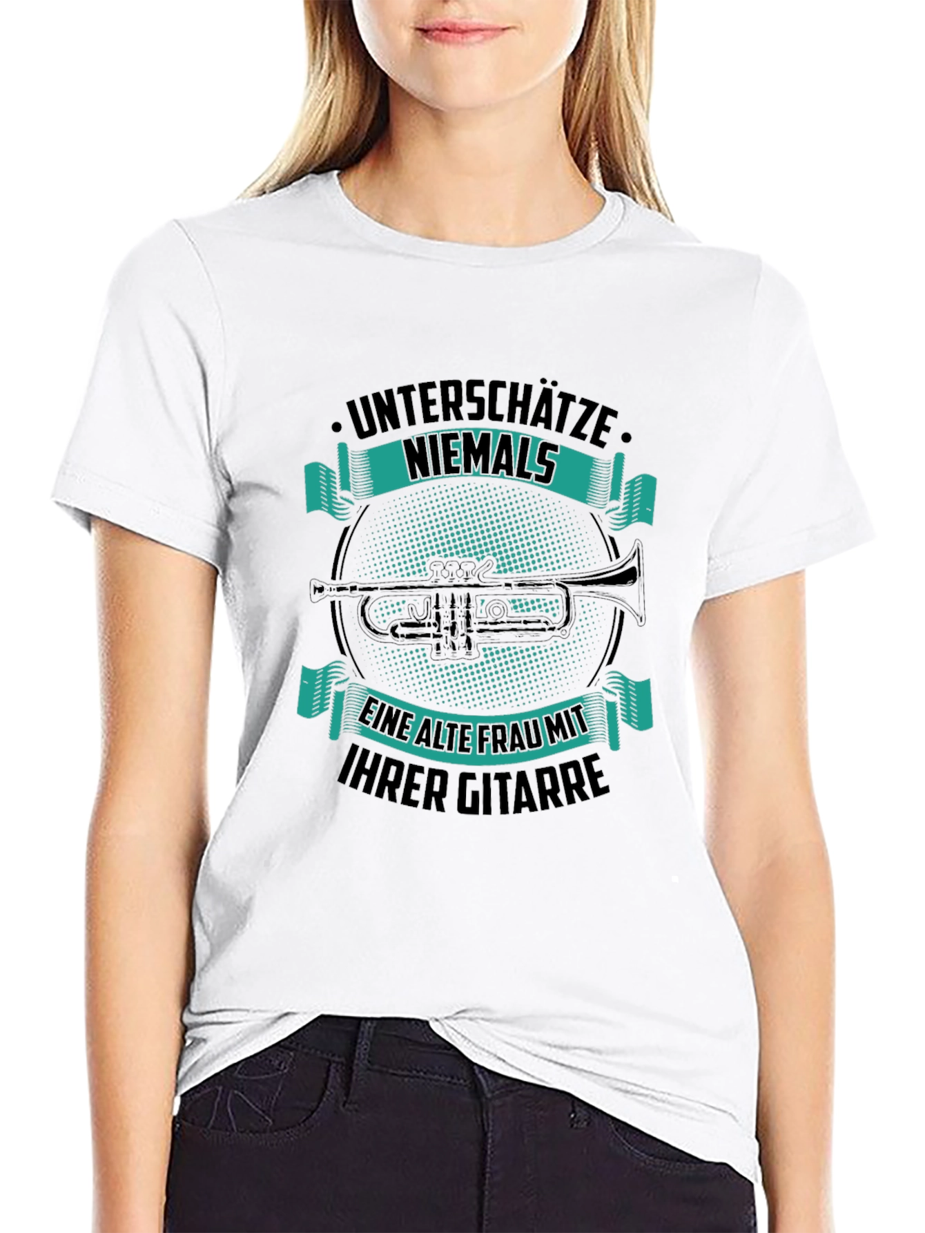 Unterschätze Niemals Funny Graphic T-Shirt
