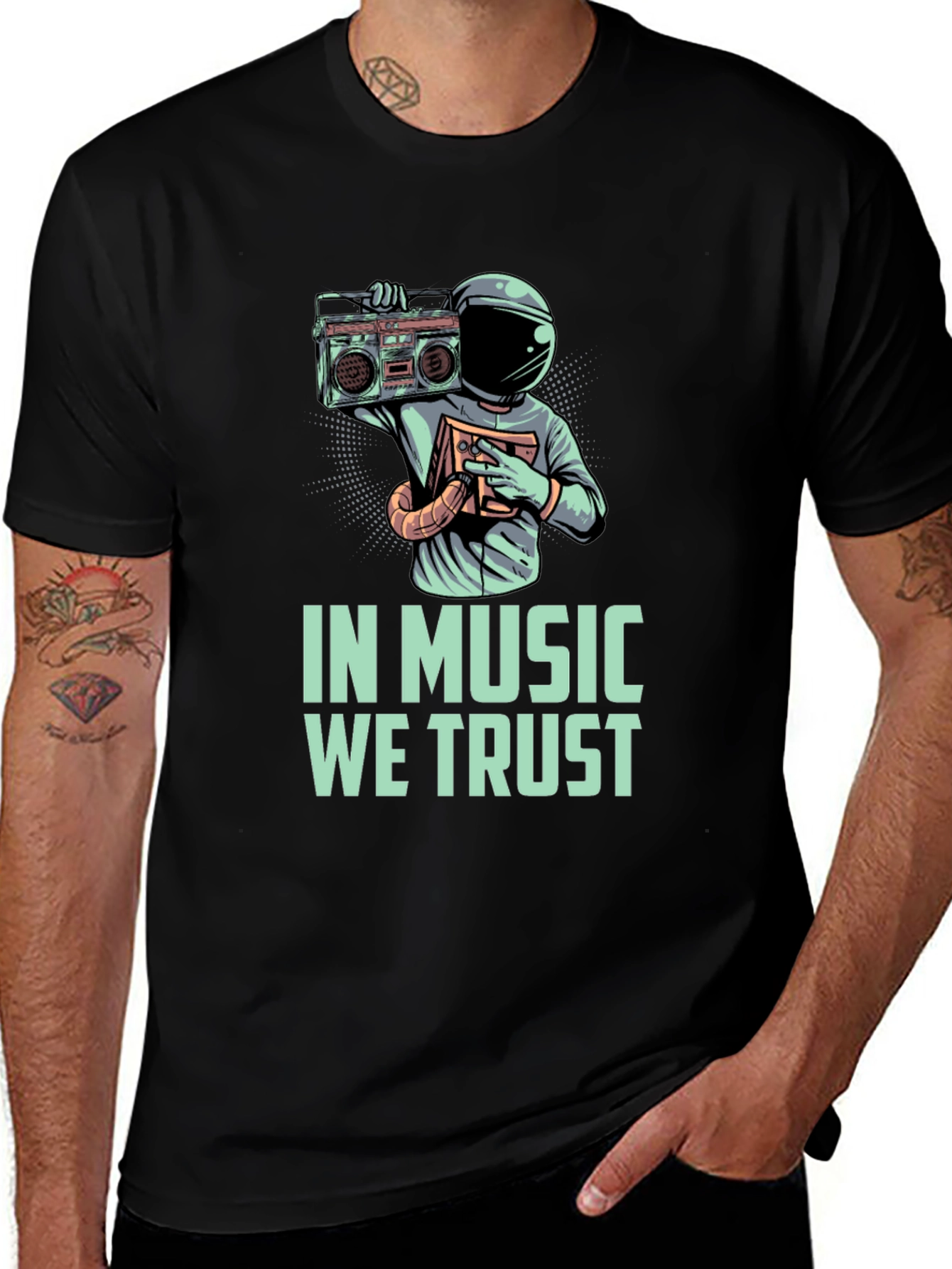 In Music We Trust T-Shirt Astronaut with Boombox