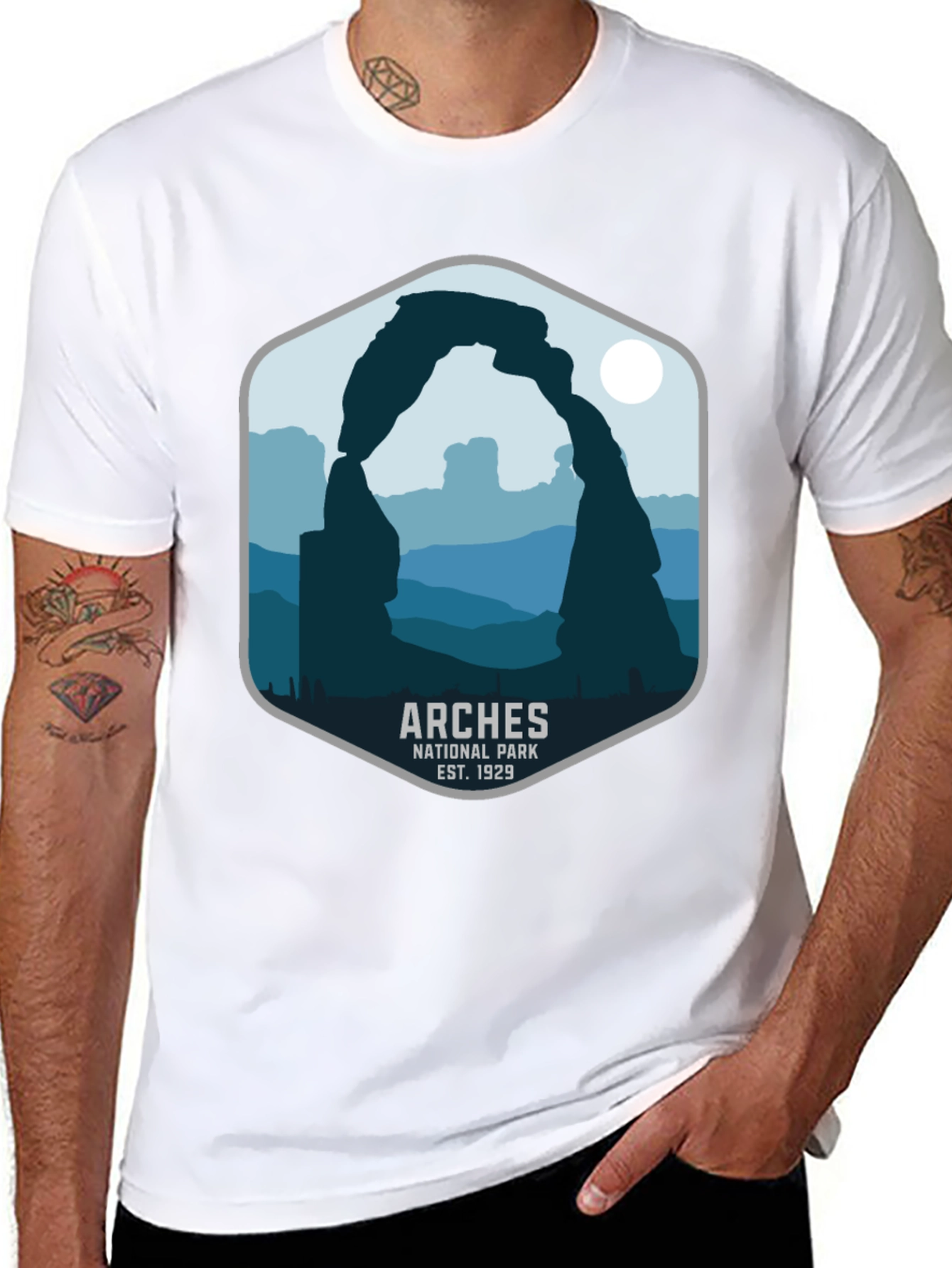 Arches National Park T-Shirt - Retro Graphic Tee