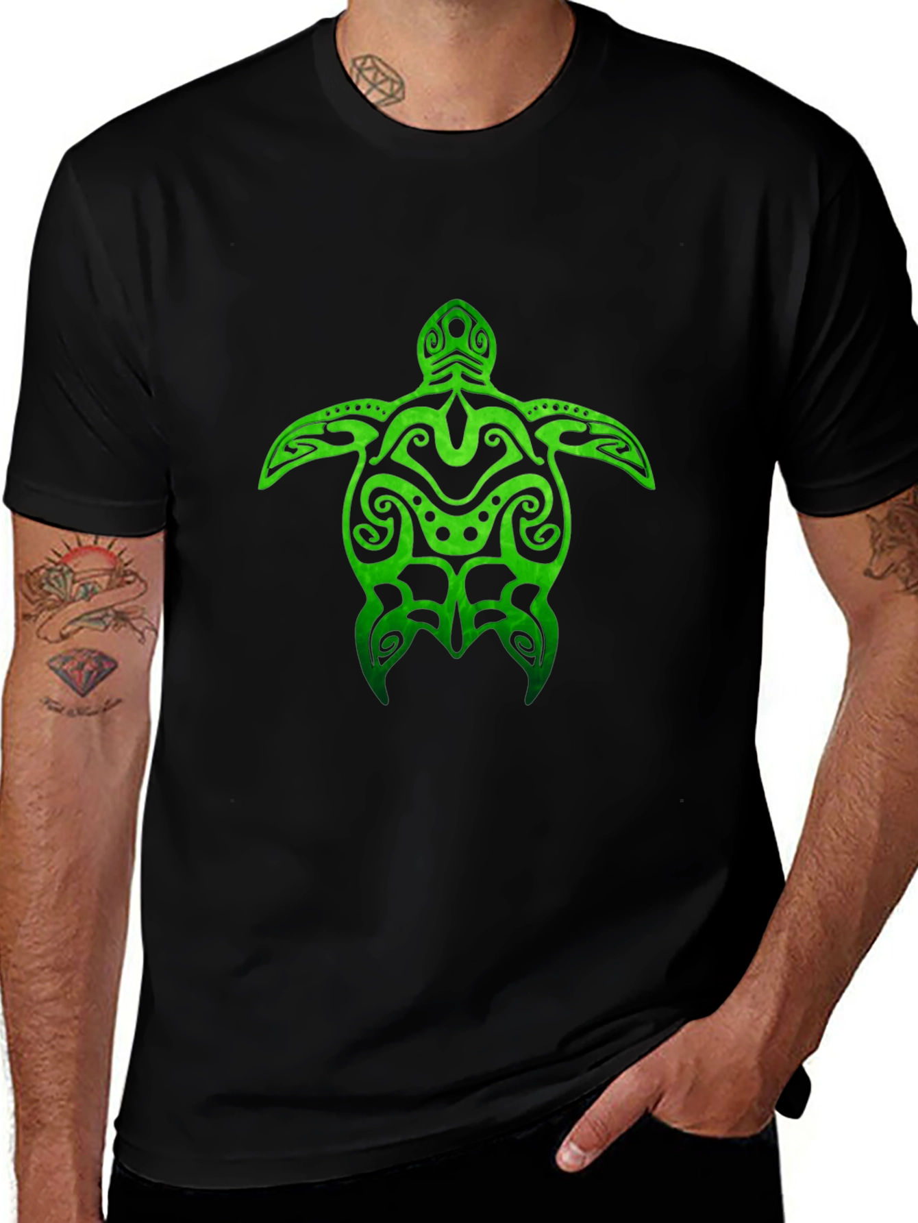 Green Turtle Tribal Design Black T-Shirt