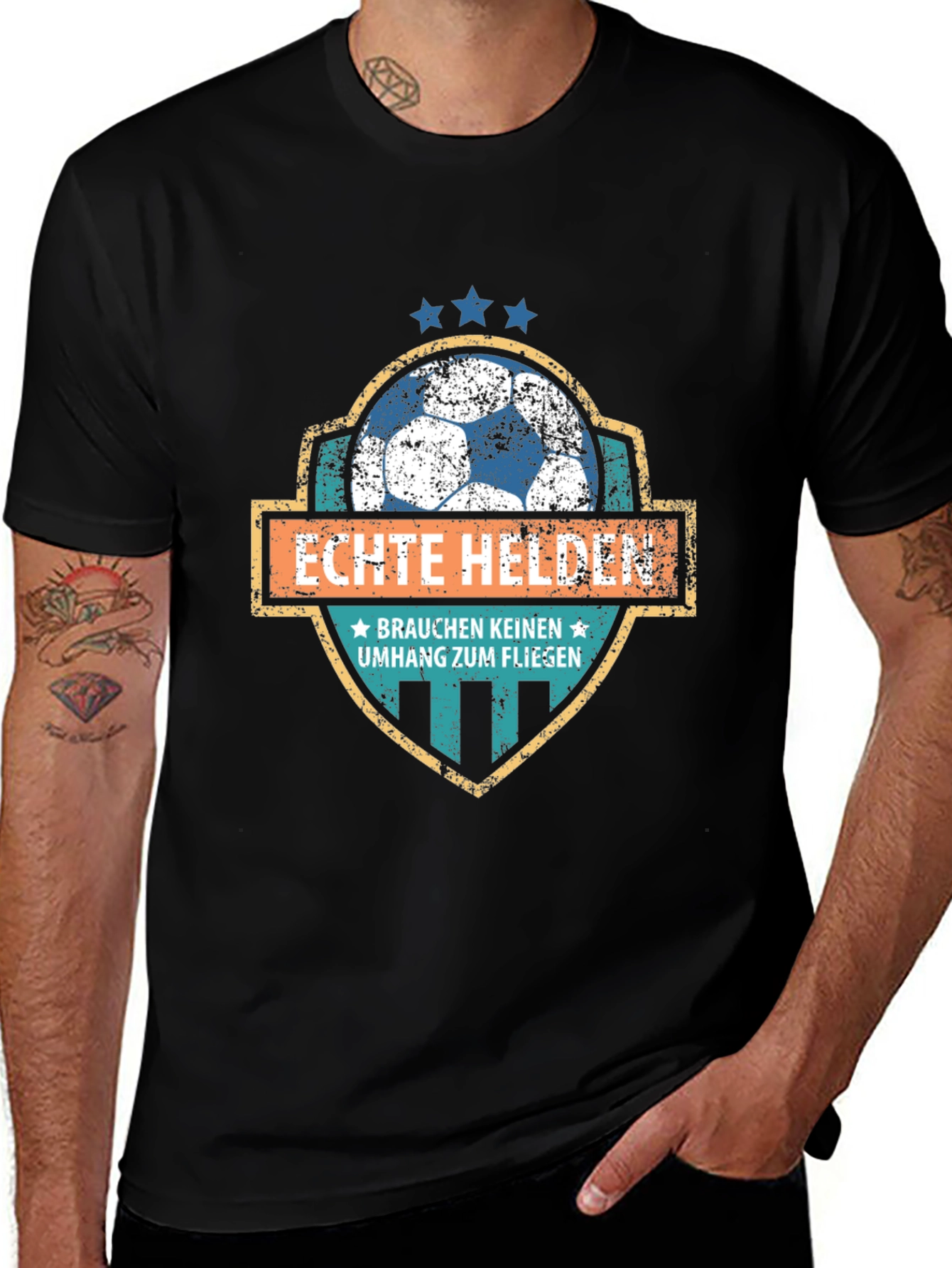 Echte Helden Soccer Graphic Tee