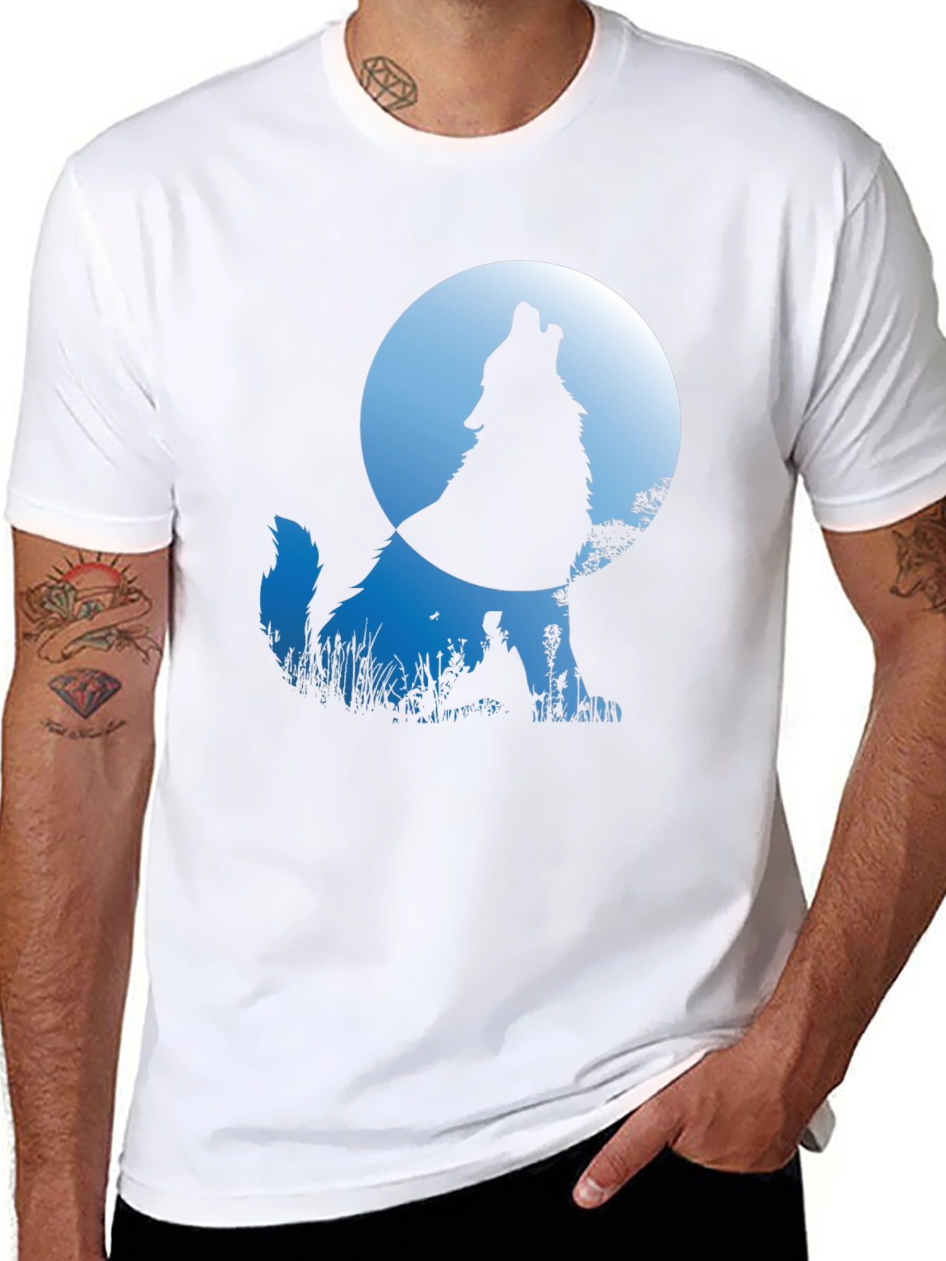 Wolf Howling at Moon Graphic T-Shirt
