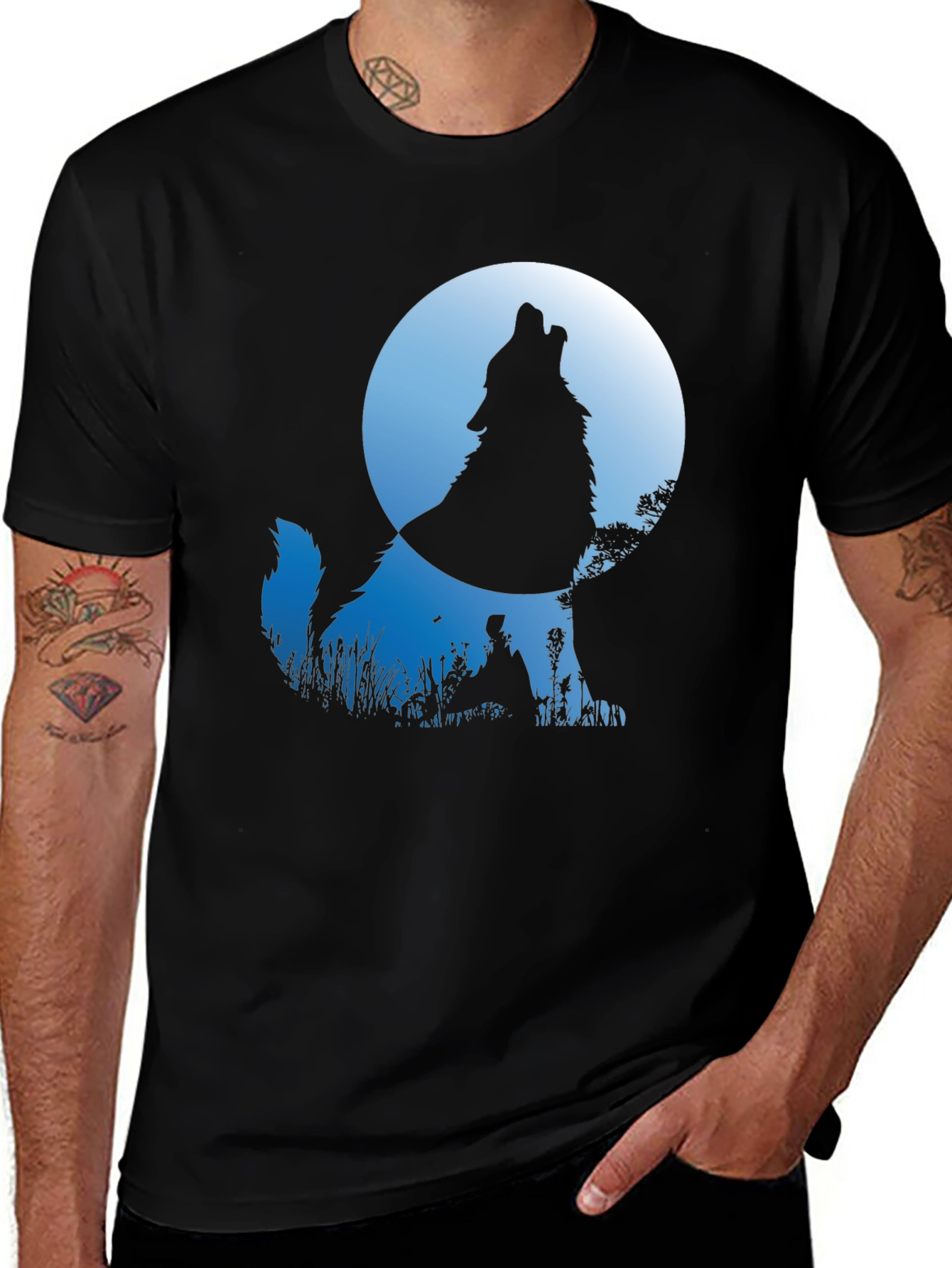 Wolf Howling at Moon Graphic T-Shirt